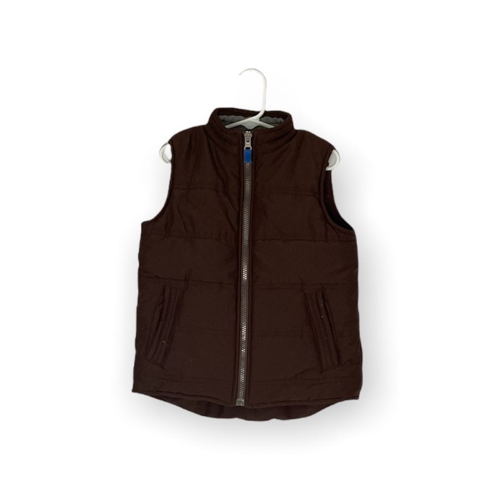 Boys size 5 Carter’s vest